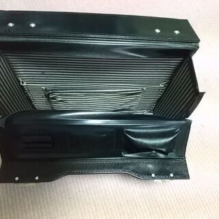 値下げしました。最終価格。出張に便利ですよ。きれいです。鍵もあります。の画像