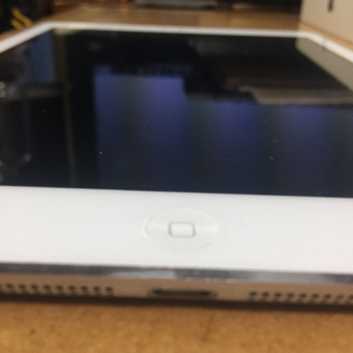 iPad Air Wi-Fi＋Cellular ドコモ 16GB シルバー モデル A1475