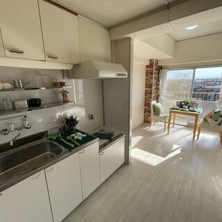 初期費用3.5万円🌟シングルマザー優遇します！三重小歩10分で駐...