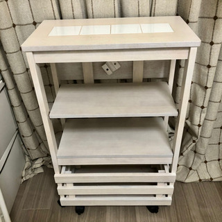 キッチンワゴン　キャスター付き(交渉中)の画像
