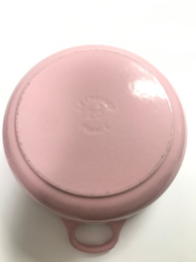 ル・クルーゼ 鍋 20cm 小売業者 ピンク ル・クルーゼ 鍋 ピンク サイズ