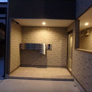 募集開始～３月１３日入居開始～新築アパート３階建　１LDK４０㎡...