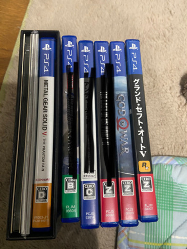 PlayStation4 ソフト付き本体内にも多数有り　