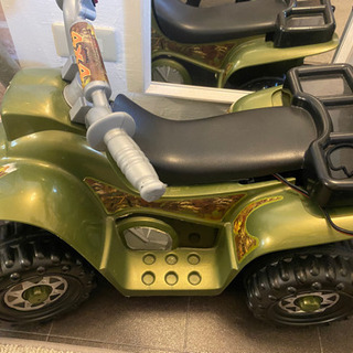 電動乗用カー　おもちゃ
