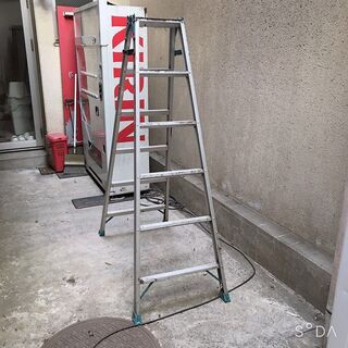 脚立　6段　※引き取りに来てくださる方優先