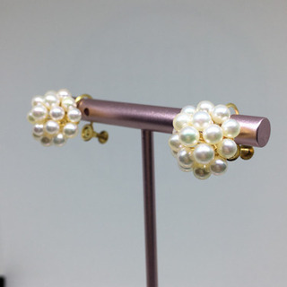 本真珠イヤリングの画像