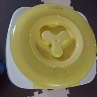 Conbi オムツ ゴミ箱 の画像