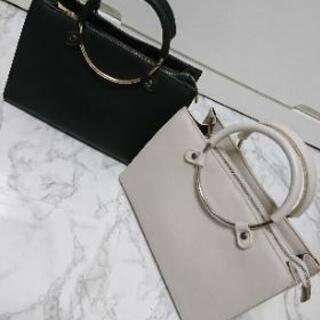 🤍超美品 AZUL by moussy バッグ 色違い2つセットの画像