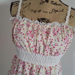 AR花柄ワンピースの画像