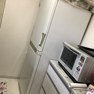 シャープ製両開き冷蔵庫SJーSV40G