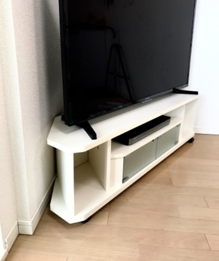 テレビ台　テレビボード　コーナー用　120cm 白