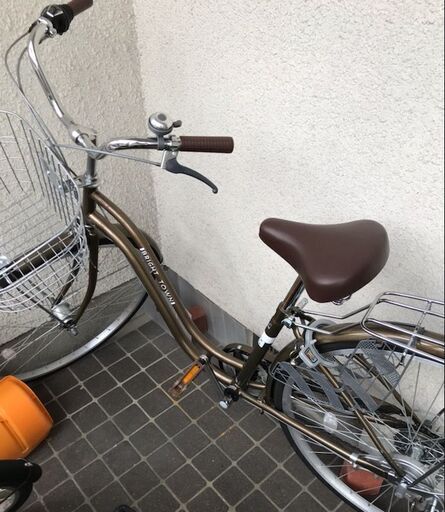 通勤・通学に　自転車　27インチ　シマノ6段変速付き　ママチャリ　新古品