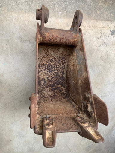 ユンボー　バケット　小　ピン径約40mm