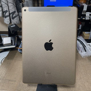 iPadair2 Wifi+Celluar/32GB ゴールド auの画像