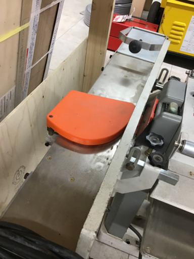 HITACHI 自動カンナ盤　P100RA3