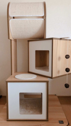 受け渡し決定！超美品　早勝ち❣️猫飼育用屋内キャットタワー