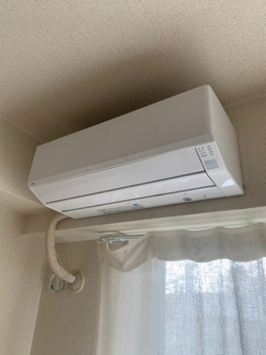 応募者多数のため一旦締め切らせていただきました♡ 取り外し済 FUJITSU エアコン nocria AS-C28J-W  2019年