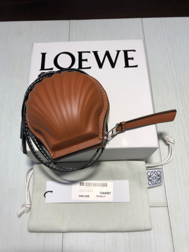 ーシェル ポーチ ミニ（クラシック カーフスキン）