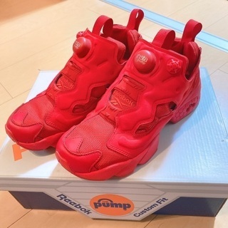 ポンプフューリー Reebok 赤