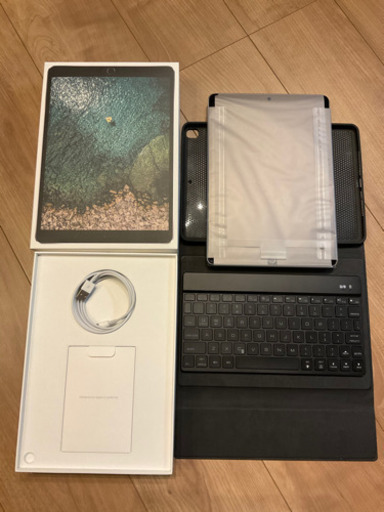 iPad Pro 10.5インチ★64GB★スペースグレー★キーボードカバー付き