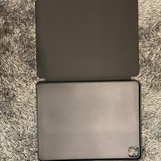 iPad Pro12.9インチ　ケース　磁力により角度の調節可能！