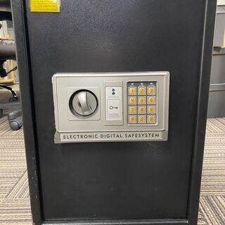 【中古】【1000円】金庫