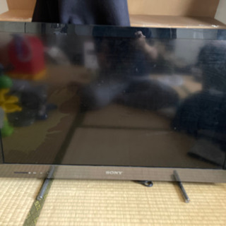 ジャンク品！画面割れ　テレビの画像