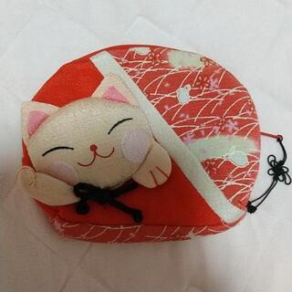 ねこのポーチ