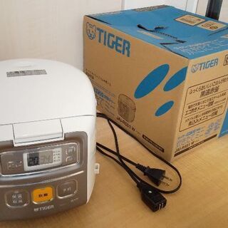 炊飯器(TIGER JAI-R551-W)3合炊き
