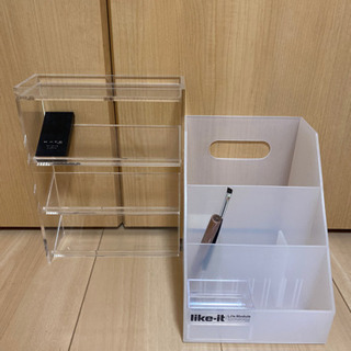 メイク収納アクリルスタンド　収納ケース　中古品