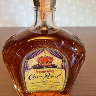 【値下げしました❗️】【古酒】【未開封】クラウンロイヤル1968...