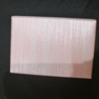 ブルガリ ローズ ゴルデア オードパルファムの画像