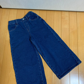 ユニクロ　デニム地ワイドパンツ　130cm  美品