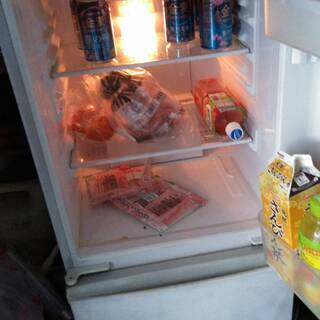 電気冷蔵庫　　　２千円 　140Lの画像
