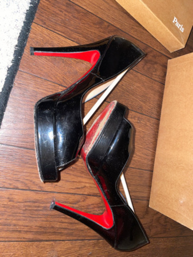 Christian Louboutin プレーンパンプス
