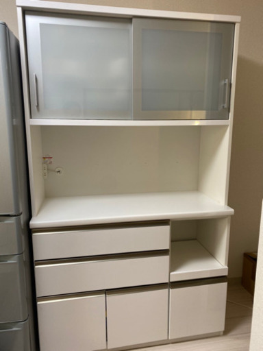 松田家具　食器棚