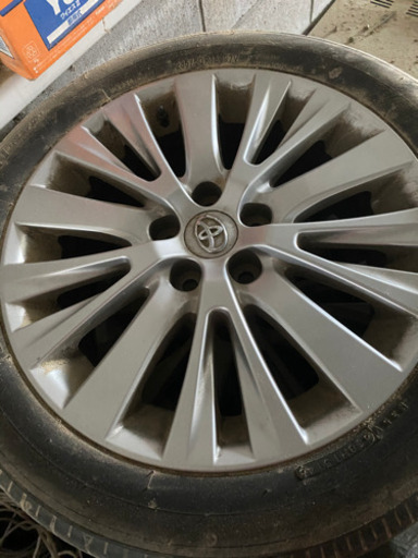 ヴェルファイア純正18インチ