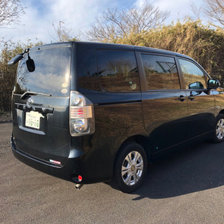 平成20年式　ボクシー　車検令和５年年2月迄　LED 人気の黒の画像