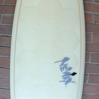 ショートボード6’5”  ✖️18 1/2” ✖️ 2 5/16”