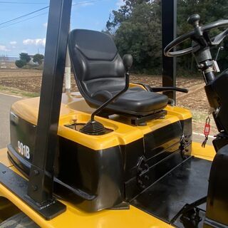 三菱　CAT　WS310　全塗装済　３トンクラス　バケット容量0.5　ホイルローダー　タイヤショベル　ショベルローダーの画像