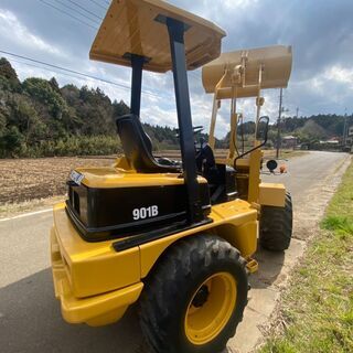 三菱　CAT　WS310　全塗装済　３トンクラス　バケット容量0.5　ホイルローダー　タイヤショベル　ショベルローダーの画像