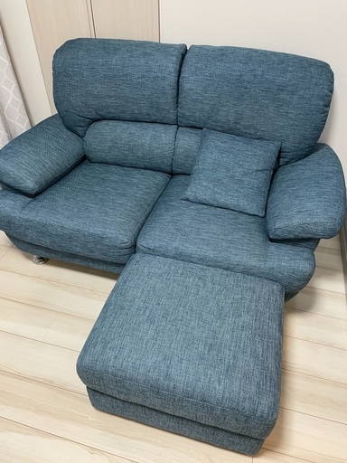ニトリ　二人掛けソファー✴︎スツール付き　美品　取りに来ていただける方