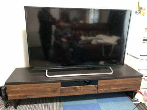 テレビ 60型