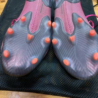 サッカースパイク　ネメシス19.1 FG 25.5cm  の画像