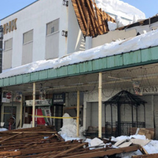 屋根の雪下ろし