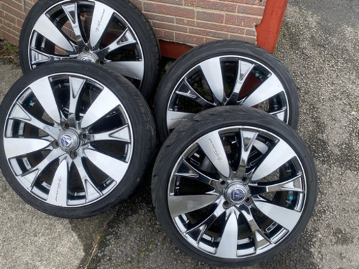 ホイール16インチ