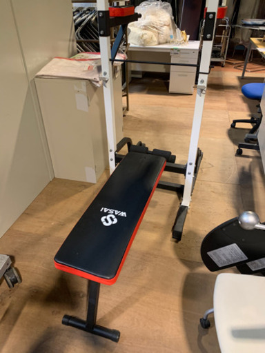 ☆中古品　ワサイ(WASAI)ぶら下がり健康器具 懸垂マシン　腹筋マシン付き☆