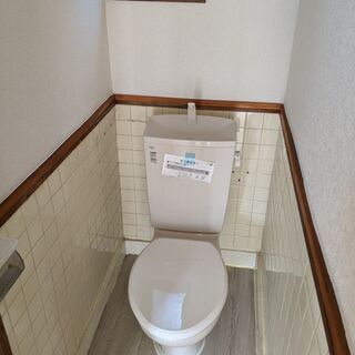 緑区　家賃下げました！　庭＋倉庫付き戸建て！　内装リフォーム済み！　トイレ新品です！　ペット飼育・事業用・外国人・ＤＩＹ可能！ − 愛知県