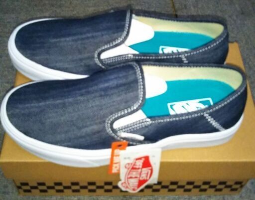 SLIPON スニーカー【 未使用品】VANSスニーカー タグ付き 箱付き