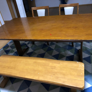 無料です！！ダイニングテーブル　取引中の画像